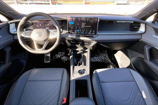 platinum gray metallic 2026 Volkswagen Tiguan 2.0T SE R-Line Black 4MOTION