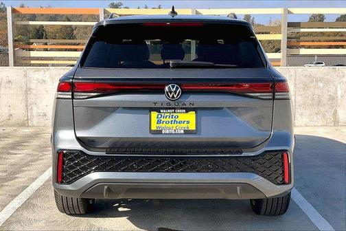 platinum gray metallic 2026 Volkswagen Tiguan 2.0T SE R-Line Black 4MOTION