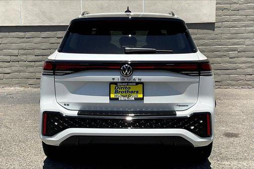 2025 Volkswagen Tiguan 2.0T SE R-Line Black 4MOTION