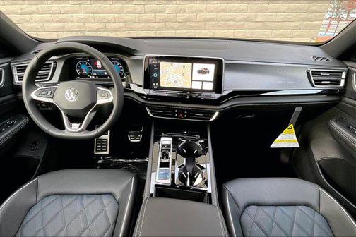 2025 Volkswagen Atlas Cross Sport 2.0T SEL Premium