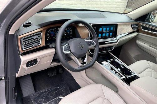 2026 Volkswagen Atlas 2.0T SE w/Technology 4MOTION