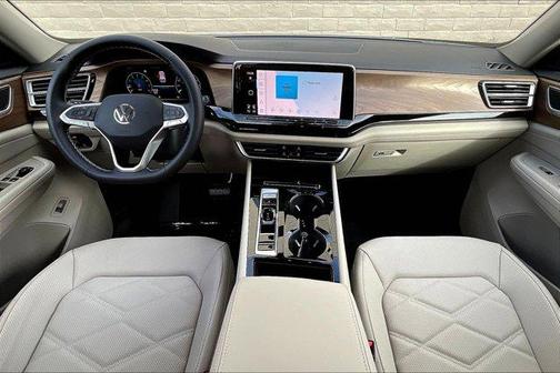 2026 Volkswagen Atlas 2.0T SE w/Technology 4MOTION