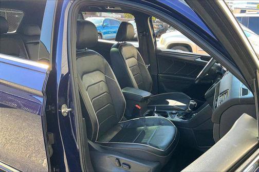2022 Volkswagen Tiguan 2.0T SEL R-Line 4MOTION
