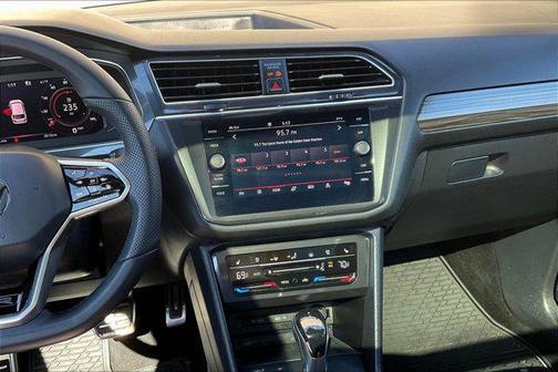 2022 Volkswagen Tiguan 2.0T SEL R-Line 4MOTION