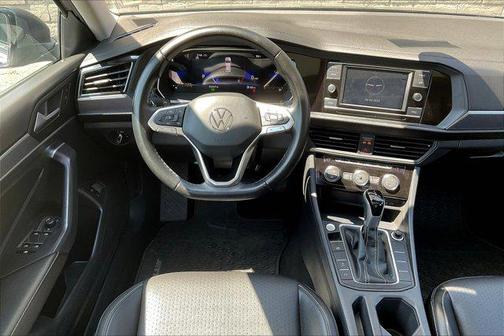 2023 Volkswagen Jetta 1.5T SE