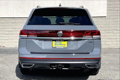 Pure Gray 2026 Volkswagen Atlas 2.0T SE w/Technology 4MOTION