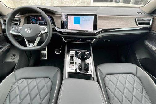 2025 Volkswagen Atlas 2.0T SEL Premium R-Line 4MOTION