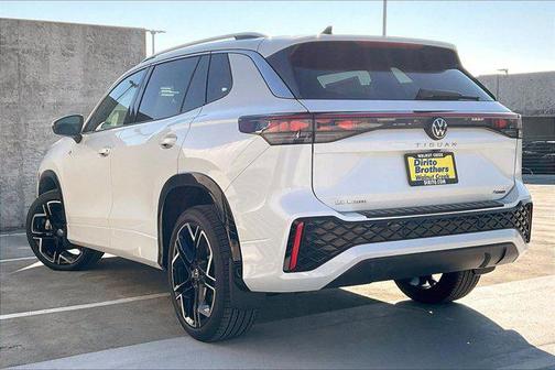 2026 Volkswagen Tiguan 2.0T SEL R-Line 4MOTION