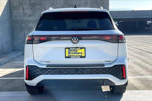 2026 Volkswagen Tiguan 2.0T SEL R-Line 4MOTION