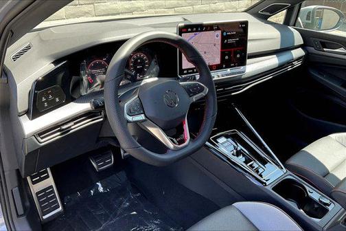 2025 Volkswagen Golf GTI 2.0T SE DSG