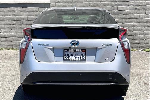 Classic Silver Metallic 2016 Toyota Prius Two Eco