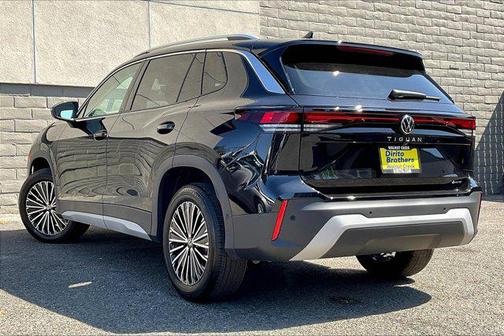 2025 Volkswagen Tiguan 2.0T S 4MOTION