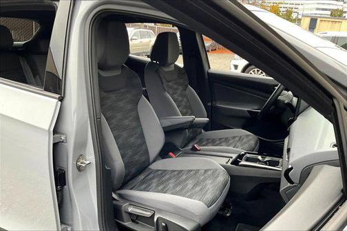 2022 Volkswagen ID.4 Pro