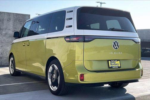 2025 Volkswagen ID. Buzz Pro S Plus
