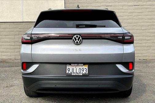 2023 Volkswagen ID.4 Pro