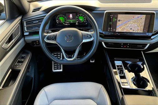 2025 Volkswagen Atlas Cross Sport 2.0T SEL