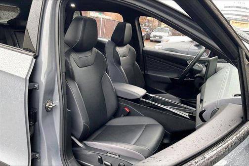 2023 Volkswagen ID.4 Pro S Plus