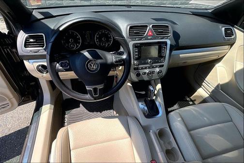 Black Oak Brown Metallic 2014 Volkswagen Eos Komfort
