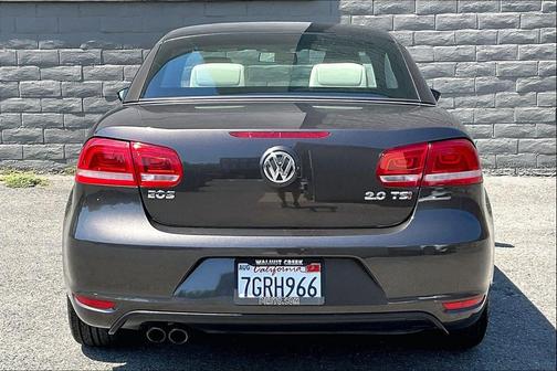 Black Oak Brown Metallic 2014 Volkswagen Eos Komfort