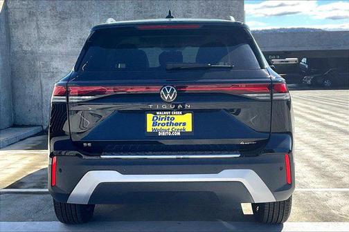 2025 Volkswagen Tiguan 2.0T SE 4MOTION