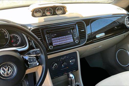2013 Volkswagen Beetle 2.0L TDI