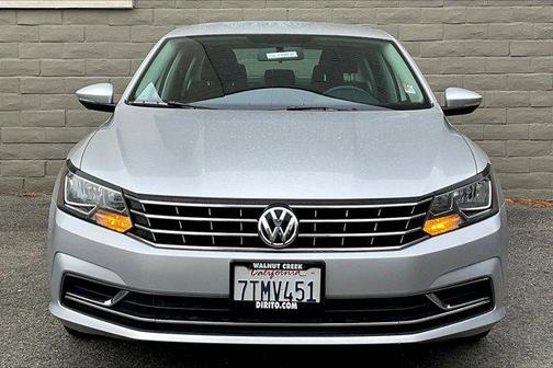 2016 Volkswagen Passat 1.8T S