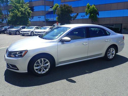 2016 Volkswagen Passat 1.8T S