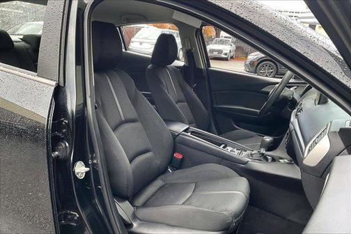 2018 Mazda Mazda3 Sport