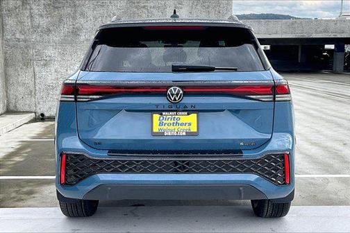 2026 Volkswagen Tiguan 2.0T SE R-Line Black 4MOTION