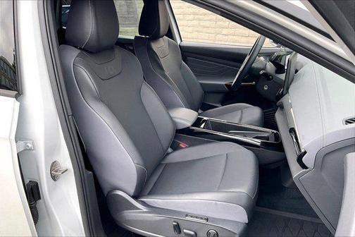 Opal White Pearl 2023 Volkswagen ID.4 Pro S