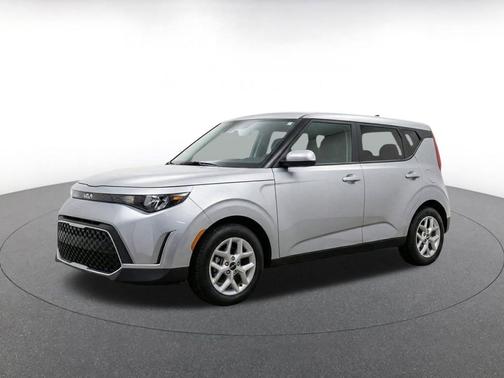 Steel Gray 2025 Kia Soul LX