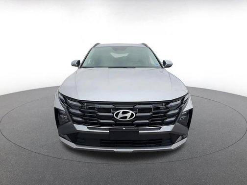 Shimmering Silver 2025 Hyundai TUCSON SEL