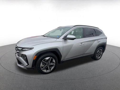 Shimmering Silver 2025 Hyundai TUCSON SEL