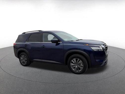 2025 Nissan Pathfinder SV 4WD