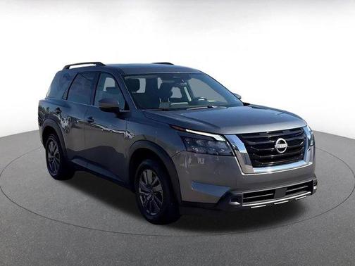 Gun Metallic 2025 Nissan Pathfinder SV 4WD