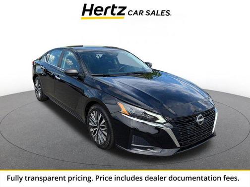 Super Black 2025 Nissan Altima SV FWD