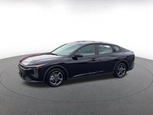 Aurora Black Pearl 2025 Kia K4 LXS