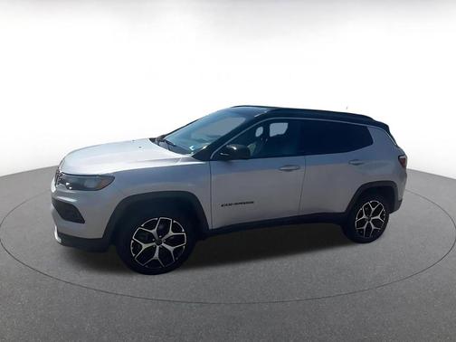 Silver Zynith Metallic Clearcoat 2025 Jeep Compass Limited