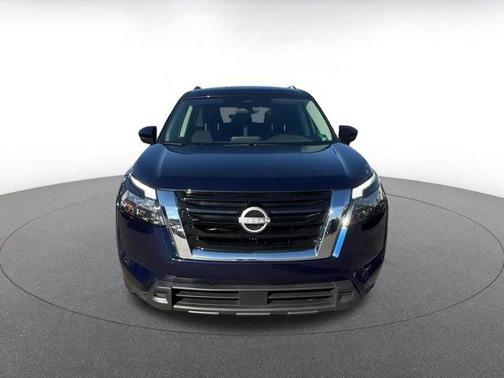 2025 Nissan Pathfinder SV FWD