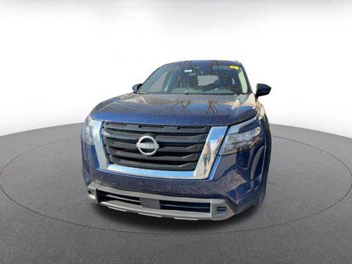 2025 Nissan Pathfinder SV FWD