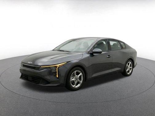 Interstellar Gray 2025 Kia K4 LXS