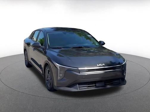 Interstellar Gray 2025 Kia K4 LXS