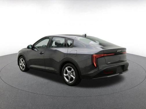 Interstellar Gray 2025 Kia K4 LXS