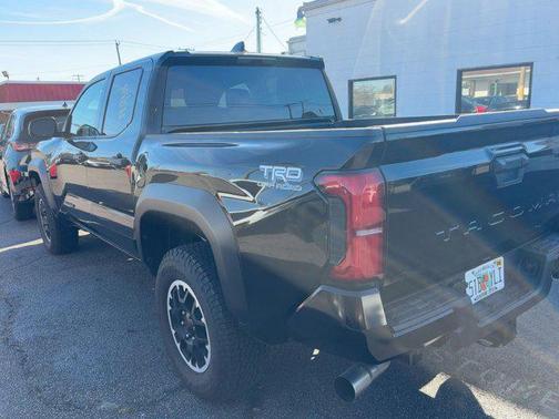 2025 Toyota Tacoma TRD Off Road