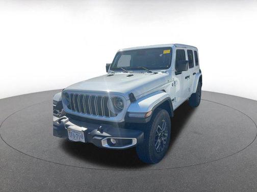 2025 Jeep Wrangler 4-Door Sahara 4x4