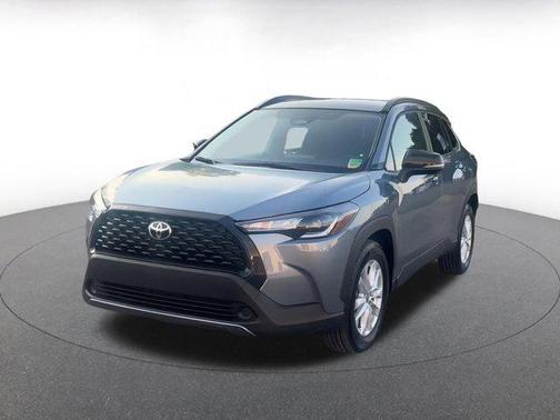 2025 Toyota Corolla Cross LE