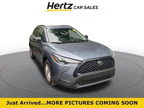 2025 Toyota Corolla Cross LE