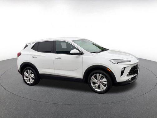 Summit White 2025 Buick Encore GX Preferred