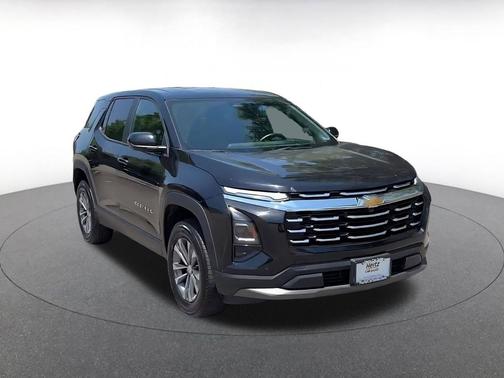Mosaic Black Metallic 2025 Chevrolet Equinox 1LT