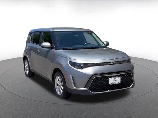 Steel Gray 2025 Kia Soul LX